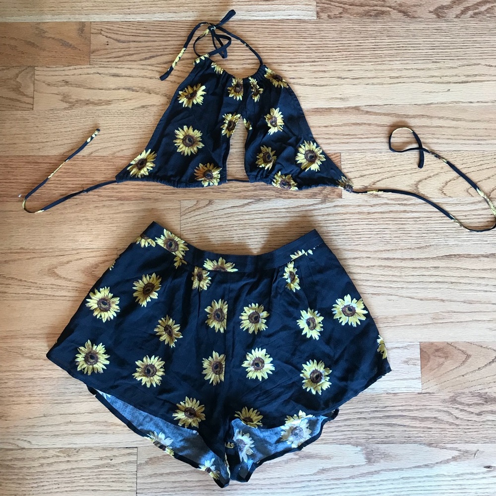 Tobi sunflower two piece set